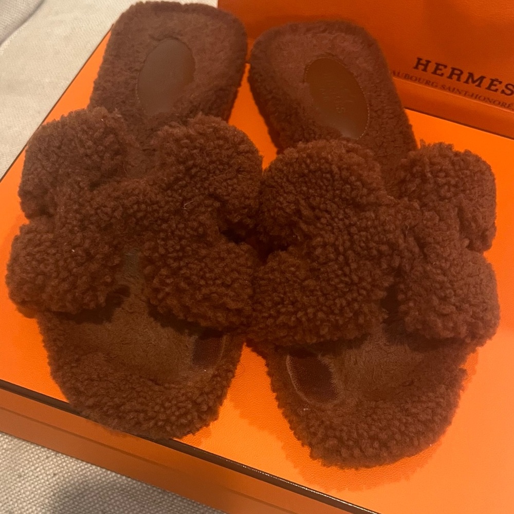 Hermes fur teddy Oran 37 7 brown